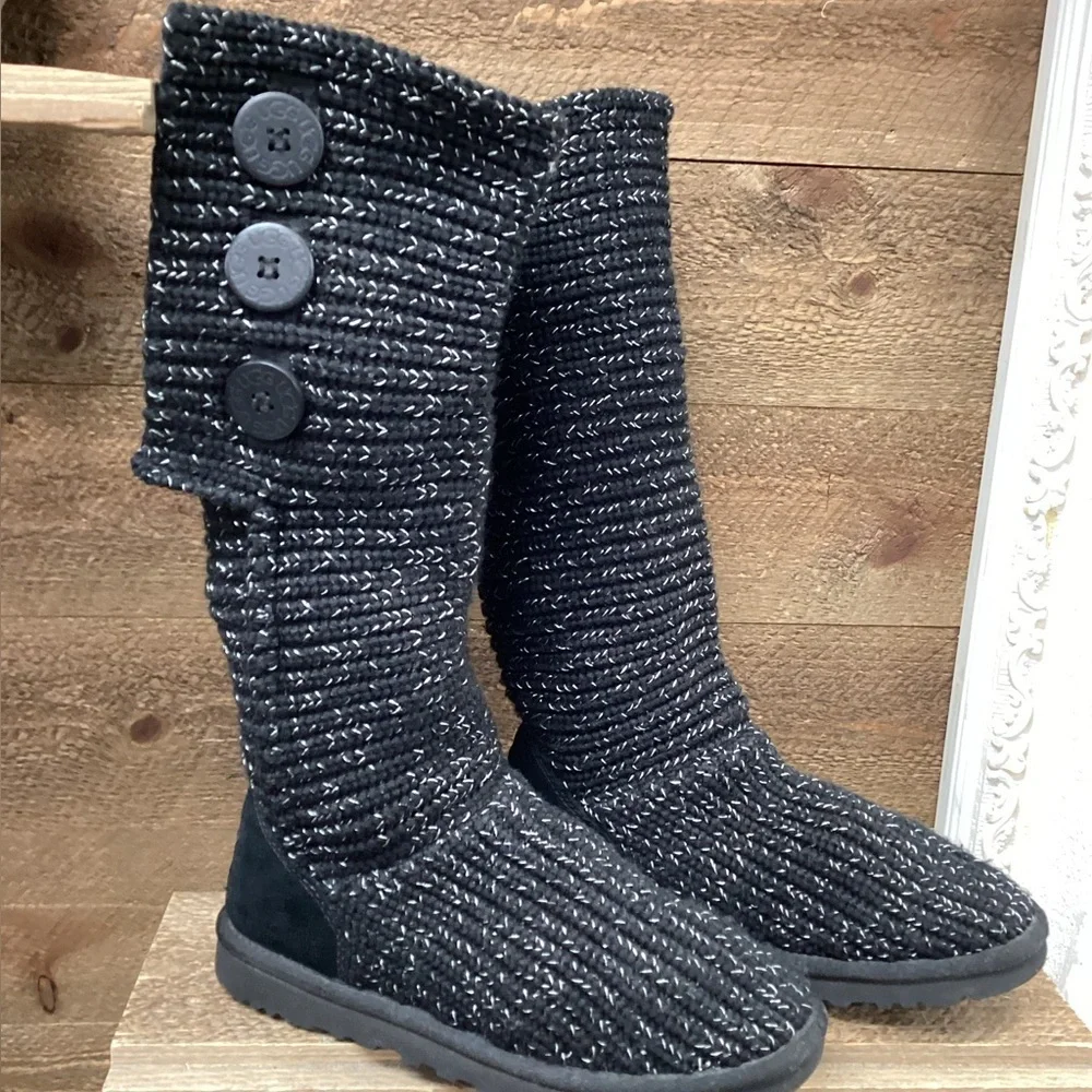 ⭐️ UGG Classic Cardy Tall Knit Boots – Black – Women’s 6